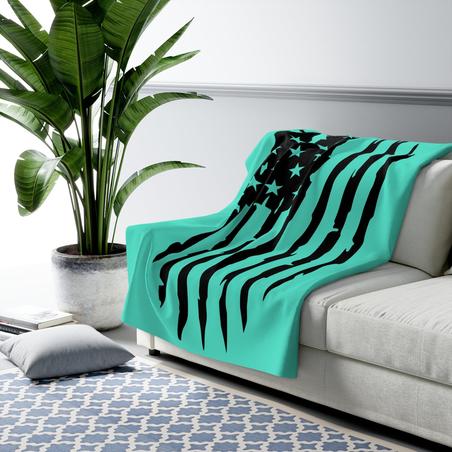 Sherpa Blanket — Distressed American Flag Design, Cozy Fleece Throw